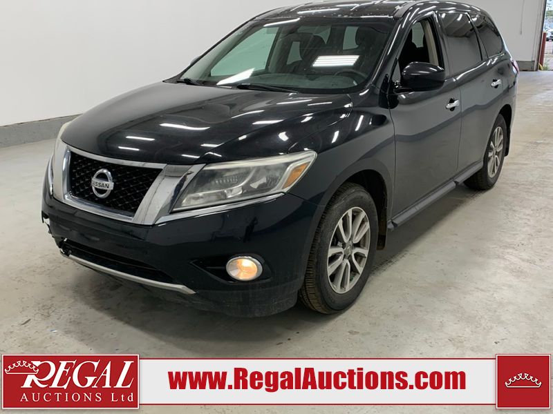 Black 2015 Nissan Pathfinder SUV / Crossover