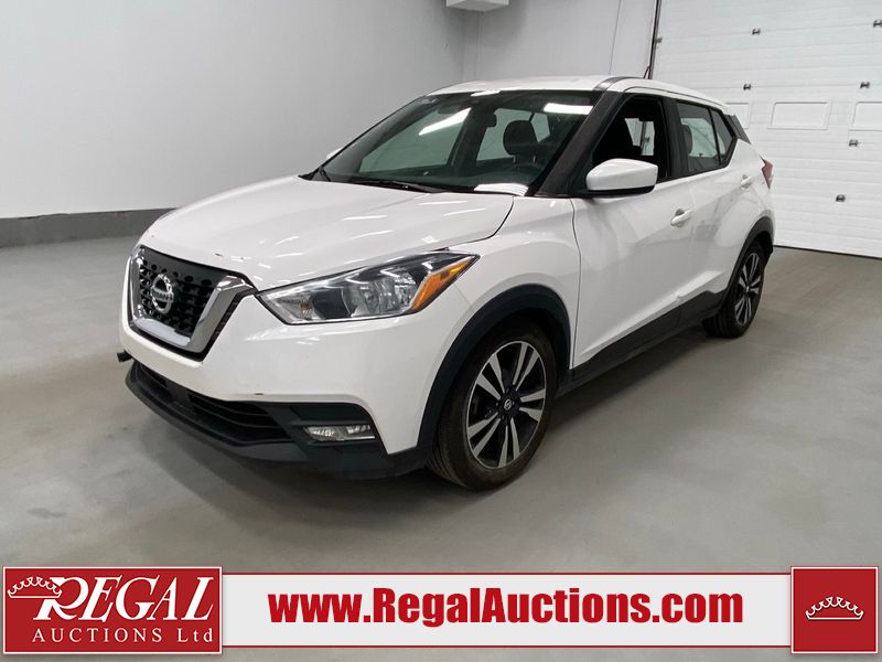 White 2020 Nissan Kicks SUV / Crossover Front-Wheel Drive 