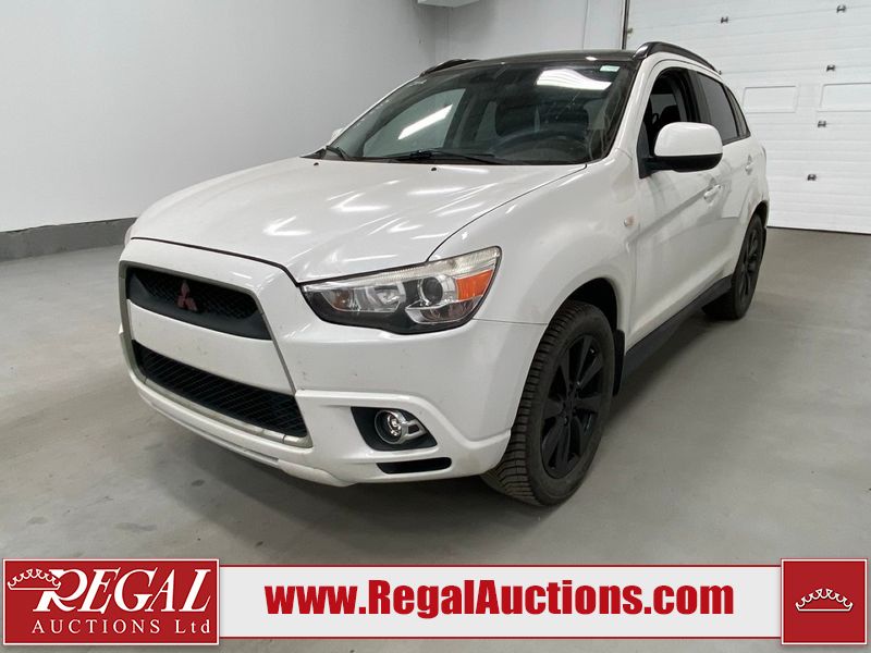 White 2012 Mitsubishi RVR SUV / Crossover  