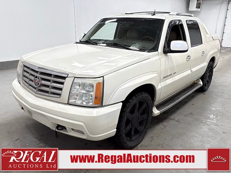 White 2005 Cadillac Escalade EXT Pickup Truck All-Wheel Drive