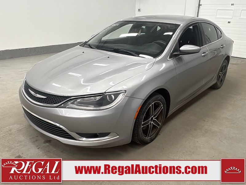 Silver 2015 Chrysler 200 Sedan Front-Wheel Drive