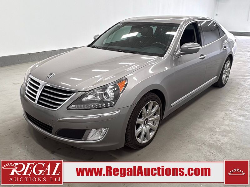 Silver 2013 Hyundai Equus Sedan